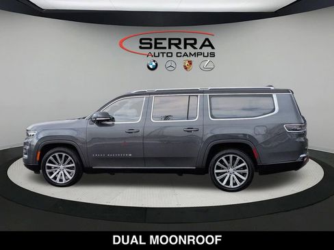 Used 2023 Jeep Grand Wagoneer L Series II w/ Premium Group II AWD/4WD image 6