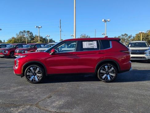 New 2026 Mitsubishi Outlander SE FWD image 9