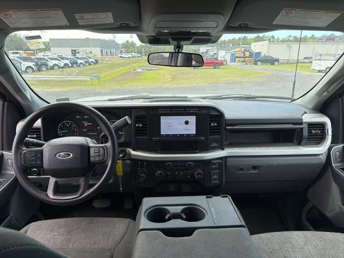 Certified 2024 Ford F250 XLT image 9