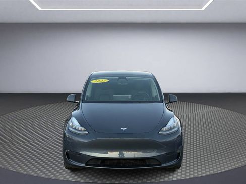 Used 2023 Tesla Model Y Long Range image 2
