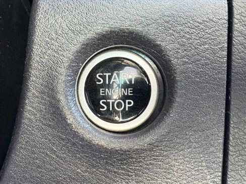 Used 2023 Nissan Frontier PRO-4X w/ Pro-4X Premium Package image 12