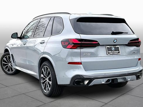 Used 2026 BMW X5 xDrive40i w/ Executive Package image 12