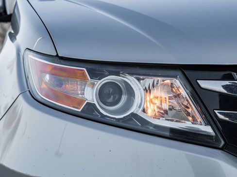 Used 2017 Honda Odyssey Touring Elite image 10