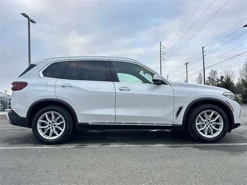 Used 2022 BMW X5 xDrive40i image 3