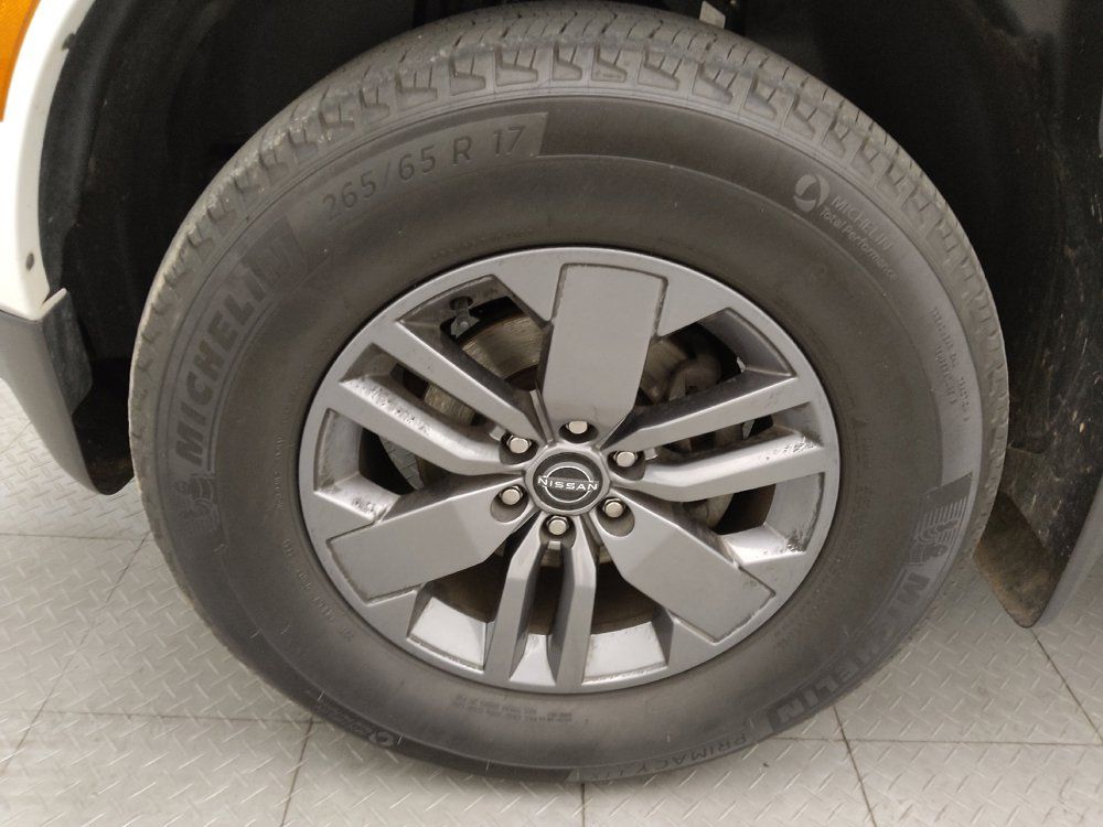 Used 2024 Nissan Frontier S RWD image 31