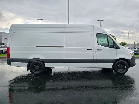 New 2026 Mercedes-Benz Sprinter 2500 image 7