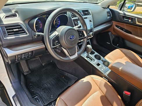 Used 2019 Subaru Outback 3.6R Touring AWD/4WD image 20