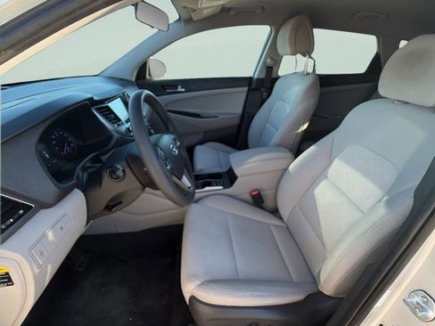 Used 2018 Hyundai Tucson SEL image 19