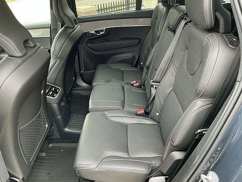 New 2026 Volvo XC90 T8 Ultra w/ Lounge Package AWD/4WD image 14