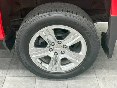 Used 2018 Chevrolet Silverado 1500 Custom w/ Custom Value Package AWD/4WD image 7