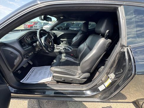Used 2015 Dodge Challenger R/T Plus RWD image 13