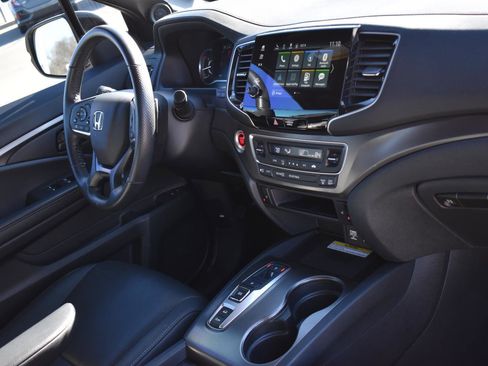 Used 2023 Honda Passport EX-L image 16