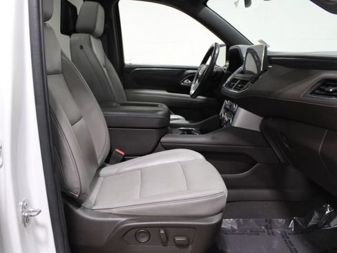 Used 2021 GMC Yukon SLT w/ SLT Premium Package AWD/4WD image 25