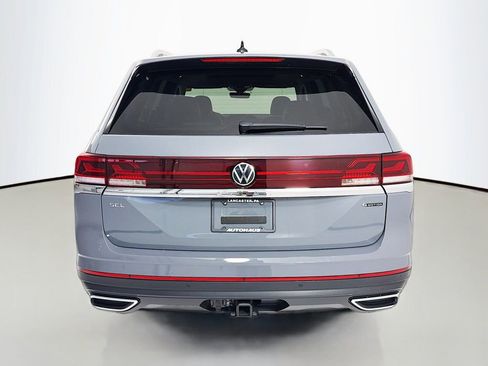 Used 2025 Volkswagen Atlas SEL image 6