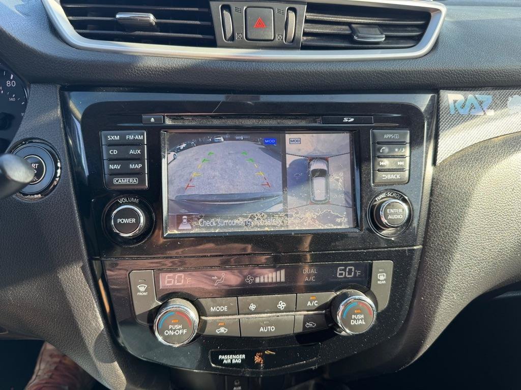 Used 2016 Nissan Rogue SL w/ SL Premium Package FWD image 20