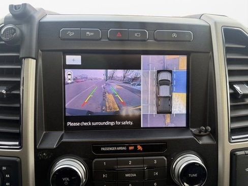 Used 2020 Ford F150 Lariat w/ Equipment Group 502A Luxury image 23