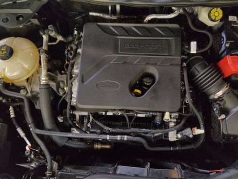 Used 2020 Ford Escape SE FWD image 30