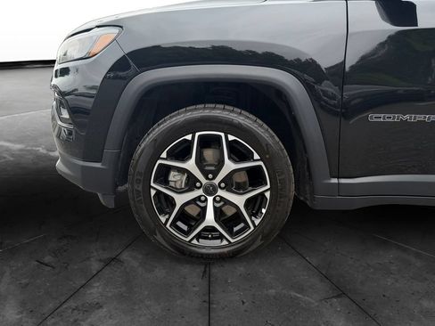Used 2025 Jeep Compass Limited AWD/4WD image 14