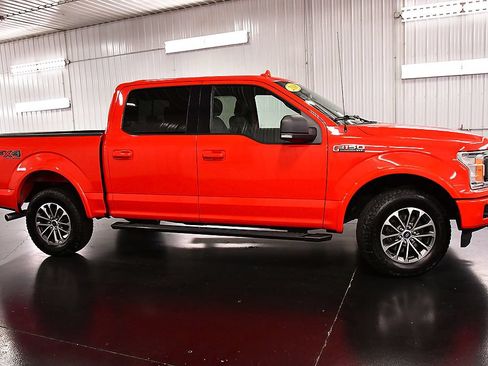Used 2018 Ford F150 XLT w/ Equipment Group 302A Luxury AWD/4WD image 8