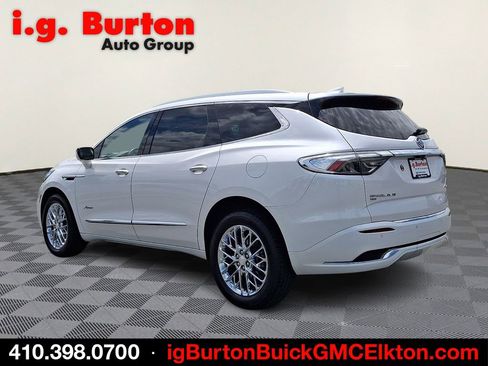 Used 2023 Buick Enclave Avenir w/ Avenir Technology Package AWD/4WD image 4