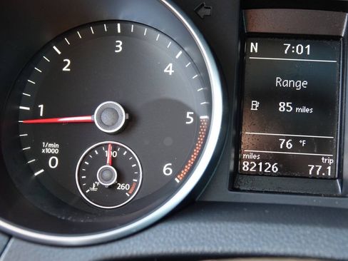 Used 2011 Volkswagen Golf TDI w/ Cold Weather Pkg FWD image 77