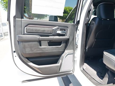 New 2026 RAM 3500 Laramie AWD/4WD image 36