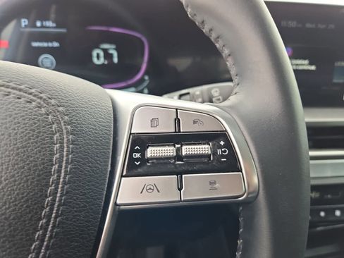 Certified 2024 Kia Telluride S w/ S Sunroof Package AWD/4WD image 24