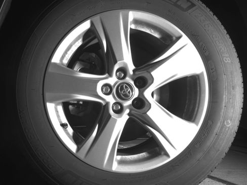 Used 2025 Toyota Highlander LE image 12