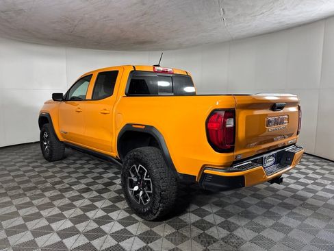 Certified 2025 GMC Canyon AT4 w/ AT4X Package AWD/4WD image 8