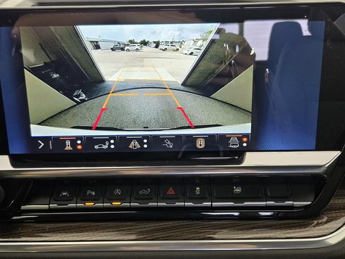 New 2026 Chevrolet Silverado 1500 LT w/ Texas Edition Plus RWD image 19