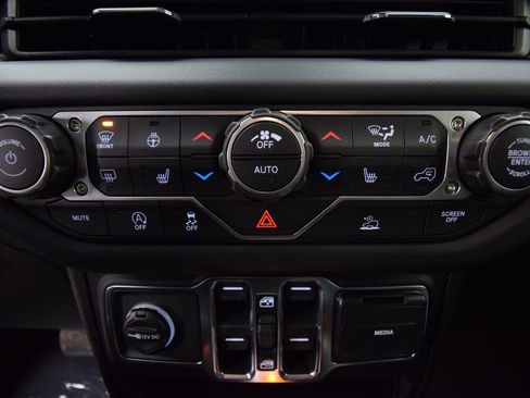 New 2026 Jeep Gladiator Sport image 21