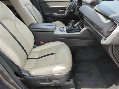 Used 2024 MAZDA CX-90 3.3 Turbo w/ Preferred Package AWD/4WD image 22