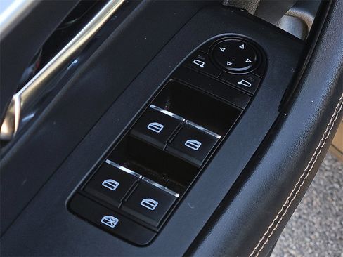 Used 2024 MAZDA CX-90 3.3 Turbo w/ Premium Package image 16