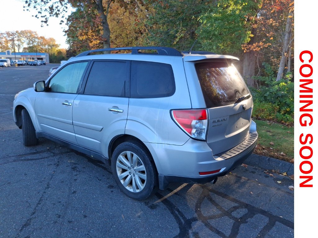 Used 2011 Subaru Forester 2.5X Limited AWD/4WD image 8