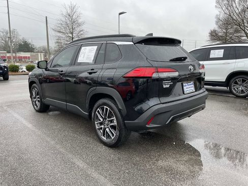 Used 2026 Toyota Corolla Cross XLE w/ Convenience Package image 6