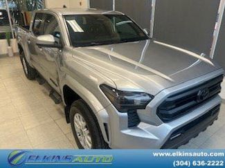 Used 2025 Toyota Tacoma SR5 video 1