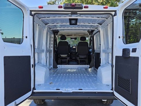 New 2026 RAM ProMaster 1500 w/ Convenience Group image 12