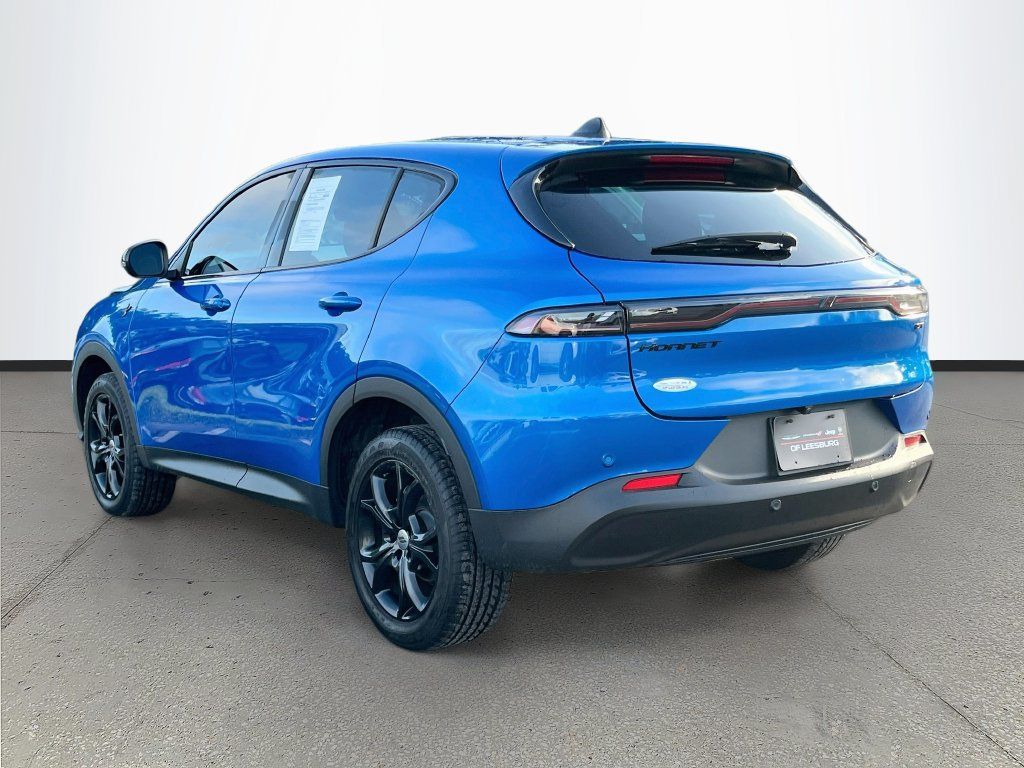 Used 2024 Dodge Hornet GT w/ GT Blacktop Package AWD/4WD image 5