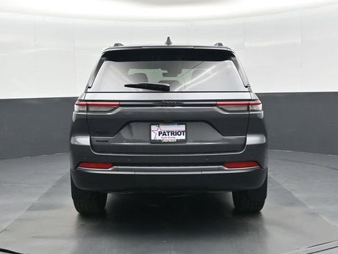 New 2026 Jeep Grand Cherokee Limited w/ Limited Altitude Package AWD/4WD image 5