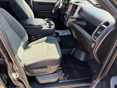 Certified 2024 RAM 2500 Tradesman w/ Chrome Appearance Group image 36