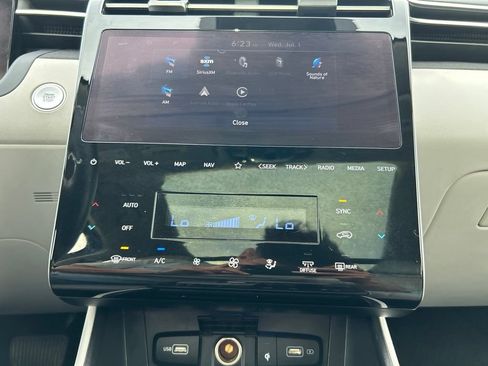 Used 2022 Hyundai Tucson Limited AWD/4WD image 24