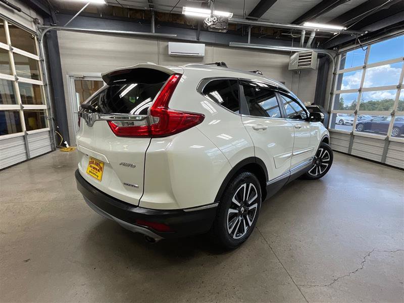 Used 2018 Honda CR-V Touring image 5