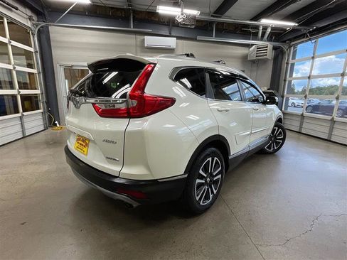 Used 2018 Honda CR-V Touring image 5