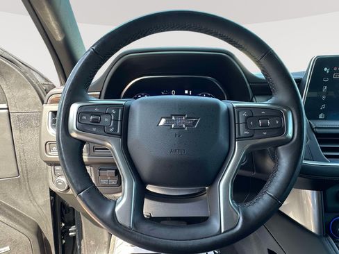 Used 2023 Chevrolet Tahoe Z71 w/ Luxury Package AWD/4WD image 14