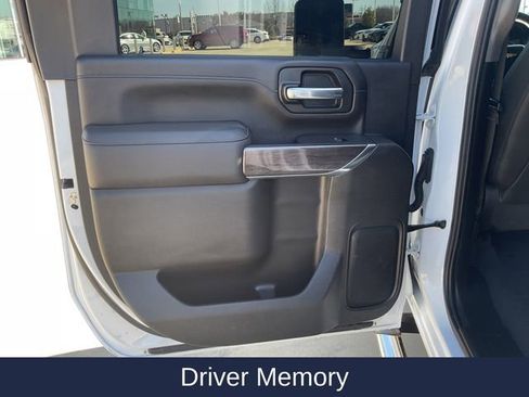 Used 2020 Chevrolet Silverado 2500 LTZ w/ LTZ Plus Package image 16