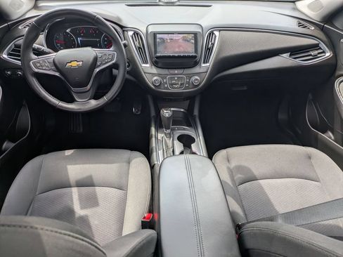 Used 2018 Chevrolet Malibu LT FWD image 21