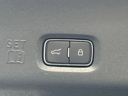 New 2025 Ford Expedition Tremor image 31