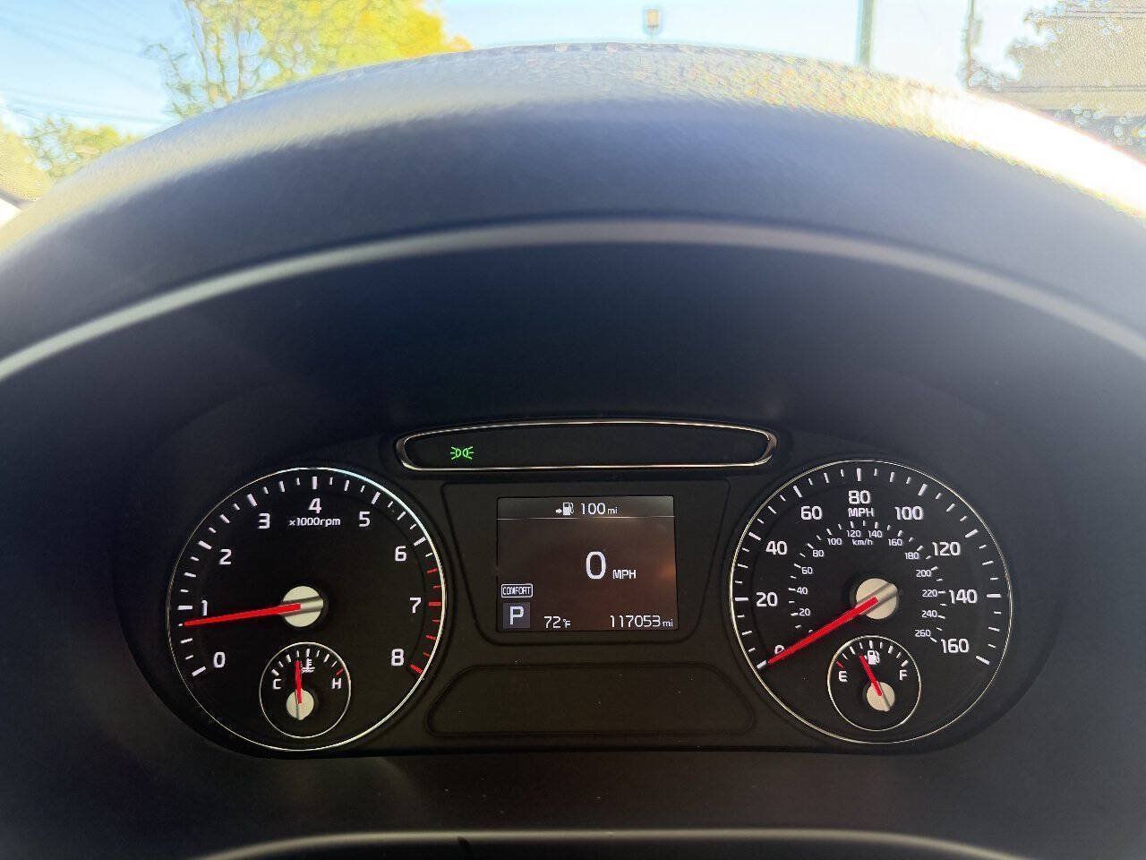 Used 2019 Kia Sorento L FWD image 11