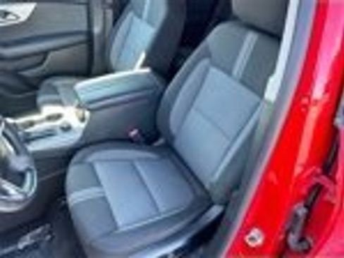 Used 2023 Chevrolet Blazer LT image 13