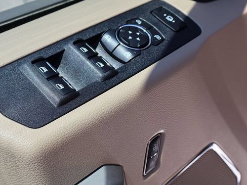 Used 2017 Ford F250 Lariat AWD/4WD image 17